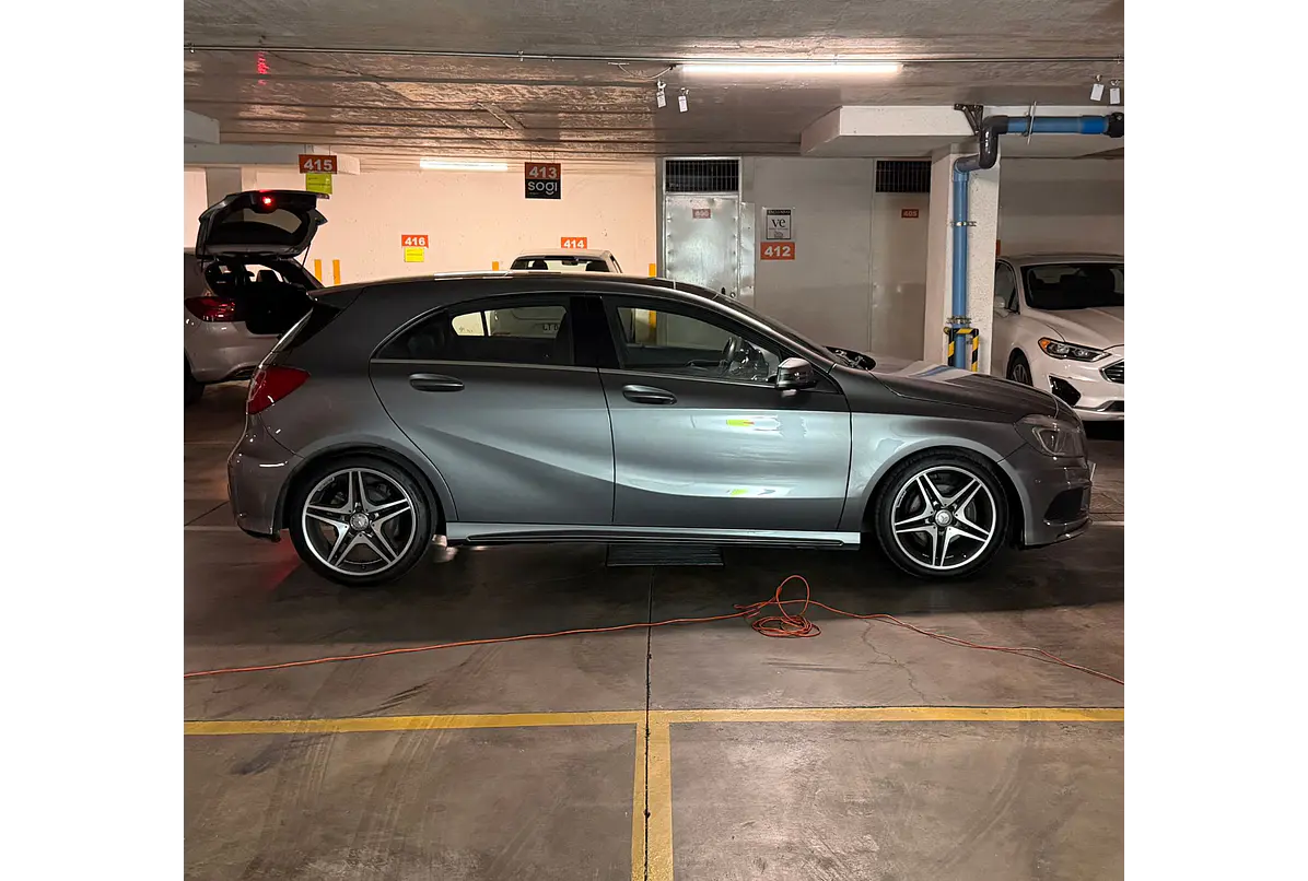 MERCEDES BENZ A200 BLUEEFFICIENCY 1.6 2016
