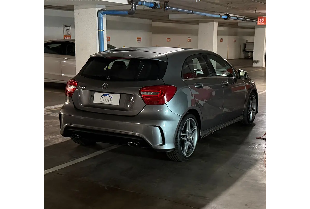 MERCEDES BENZ A200 BLUEEFFICIENCY 1.6 2016