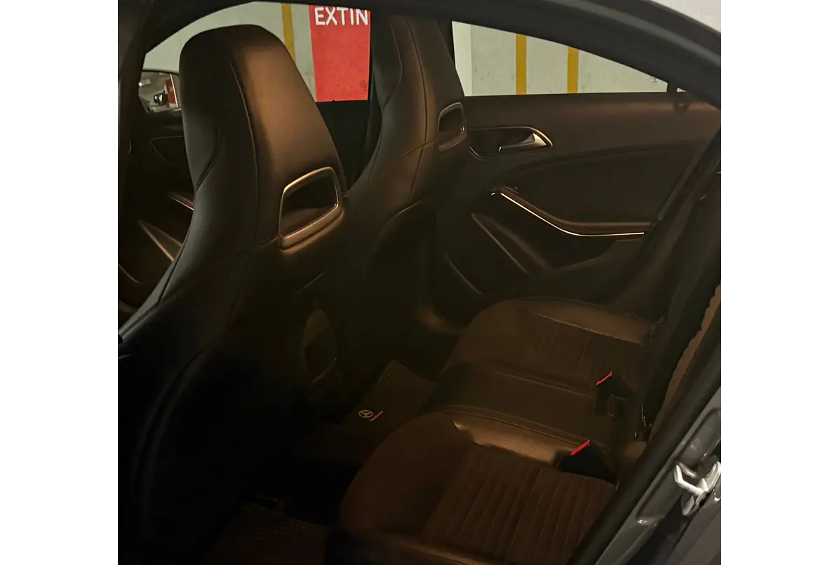 MERCEDES BENZ A200 BLUEEFFICIENCY 1.6 2016