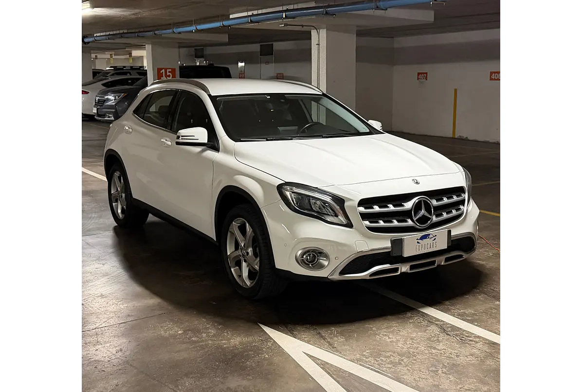 MERCEDES BENZ GLA 200 1.6 2019