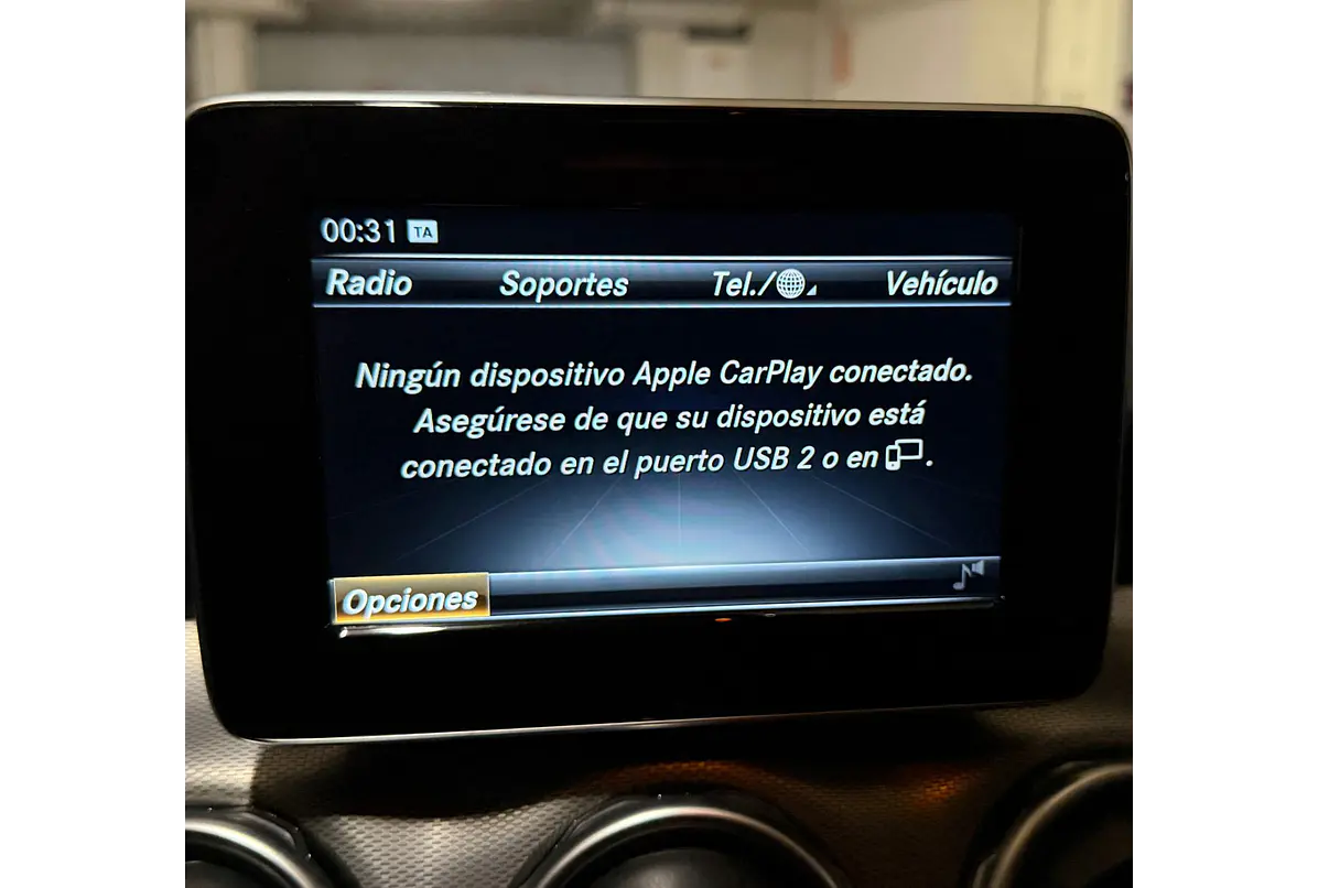 MERCEDES BENZ GLA 200 1.6 2019