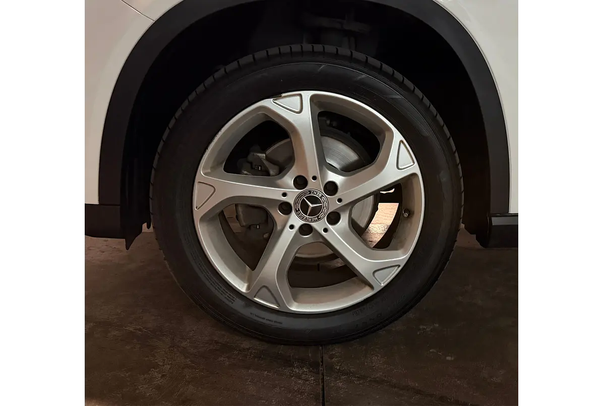 MERCEDES BENZ GLA 200 1.6 2019