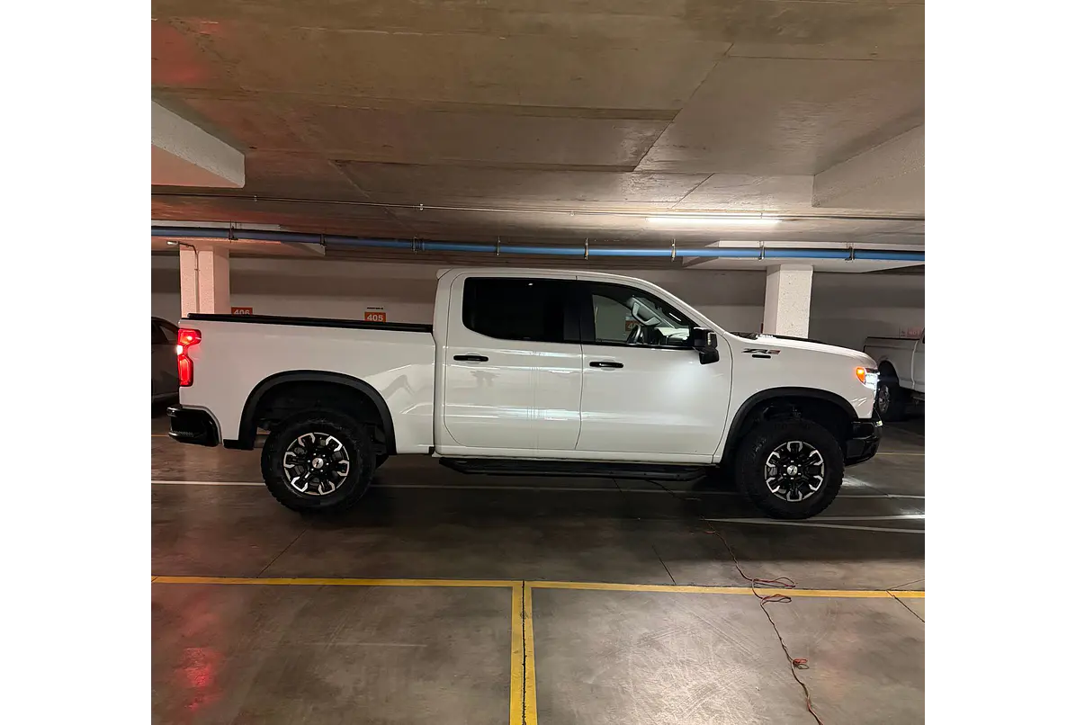 CHEVROLET SILVERADO ZR2 4X4 6.2 