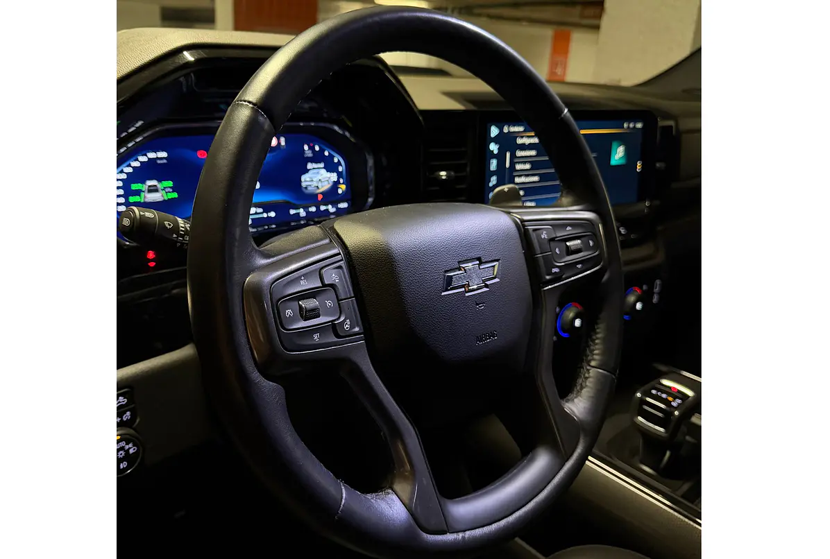 CHEVROLET SILVERADO ZR2 4X4 6.2 