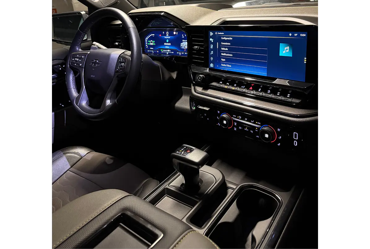 CHEVROLET SILVERADO ZR2 4X4 6.2 