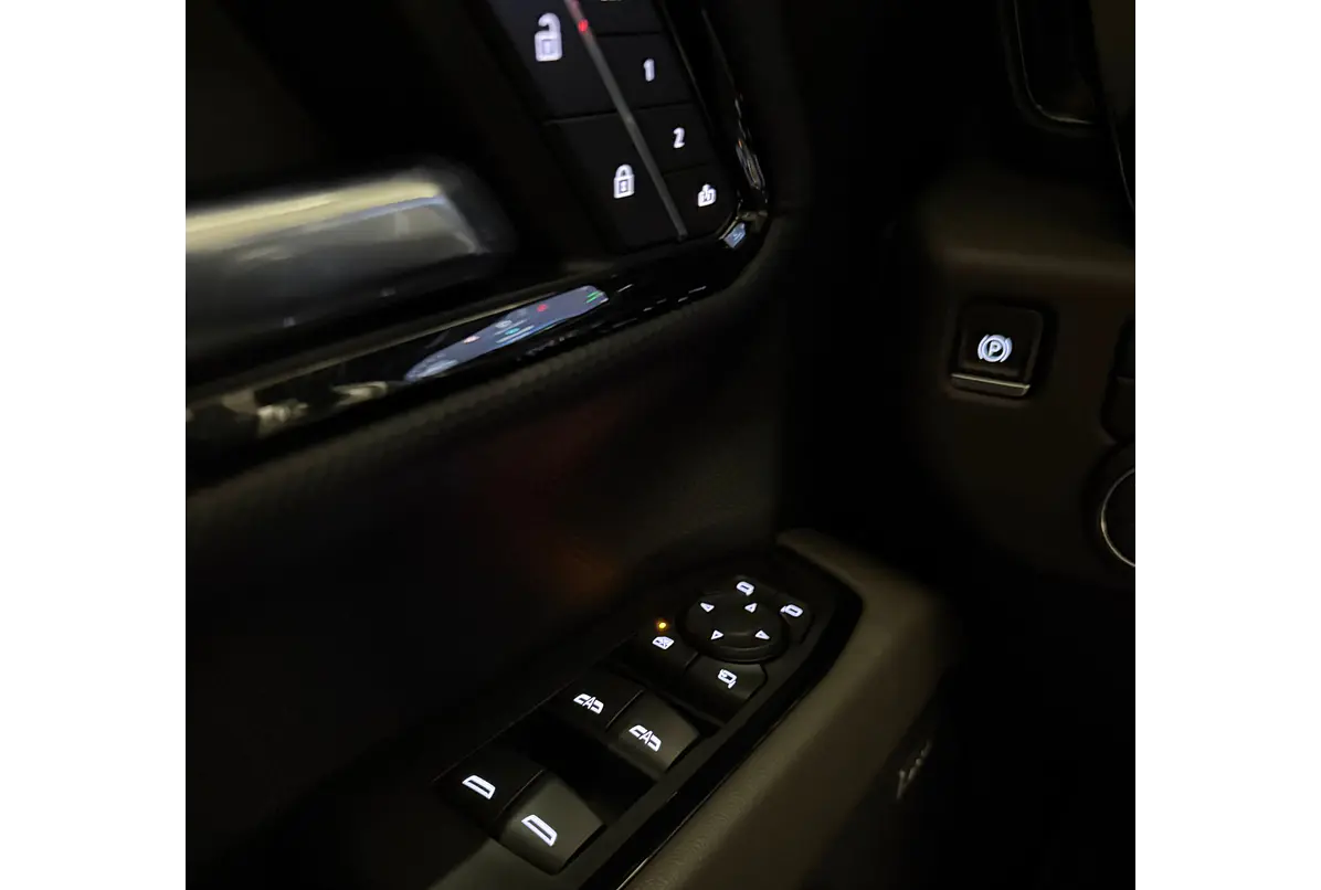 CHEVROLET SILVERADO ZR2 4X4 6.2 