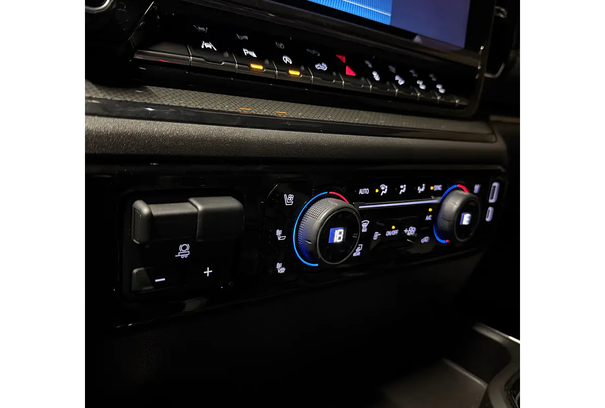 CHEVROLET SILVERADO ZR2 4X4 6.2 
