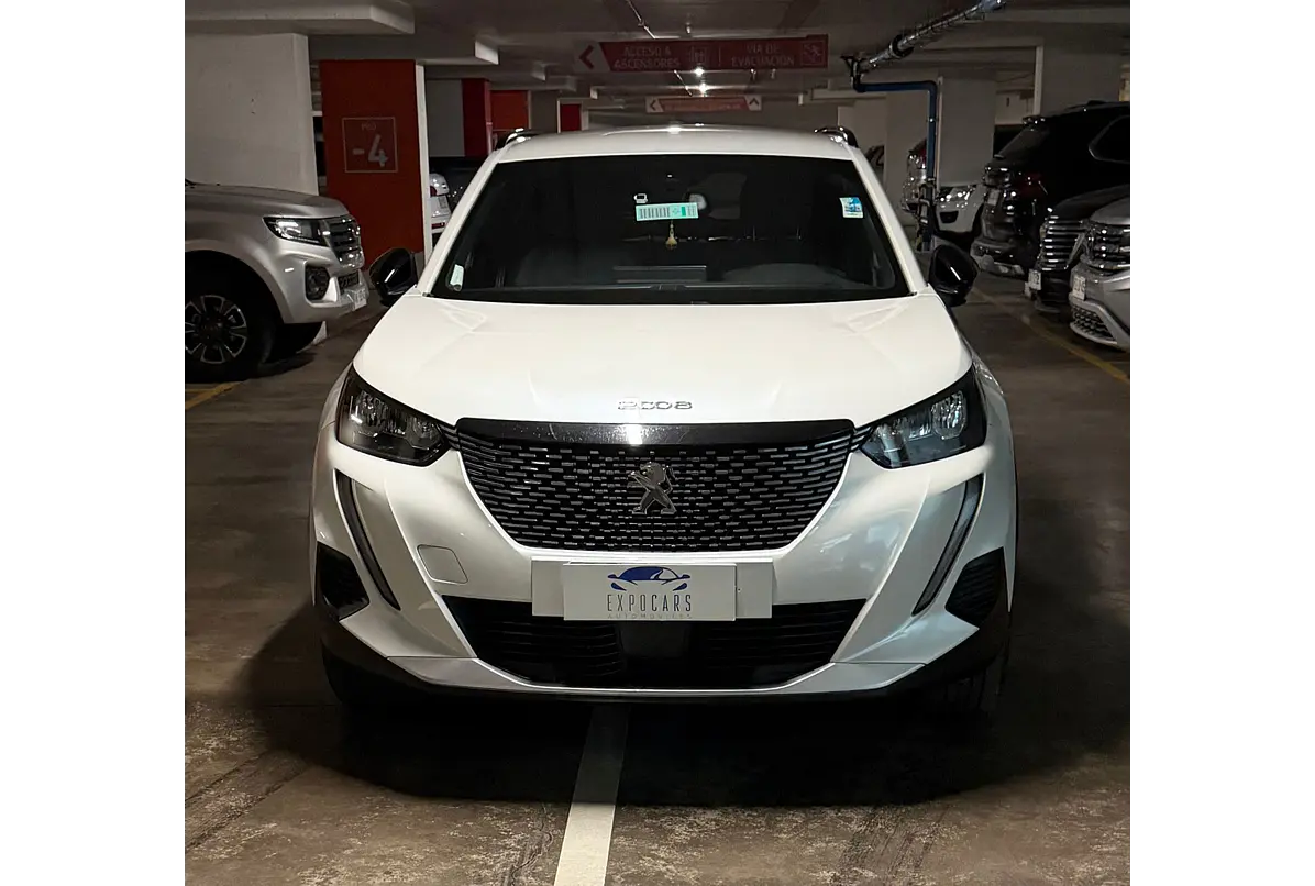 PEUGEOT 2008 ALLURE BLUEHDI 1.5 2023