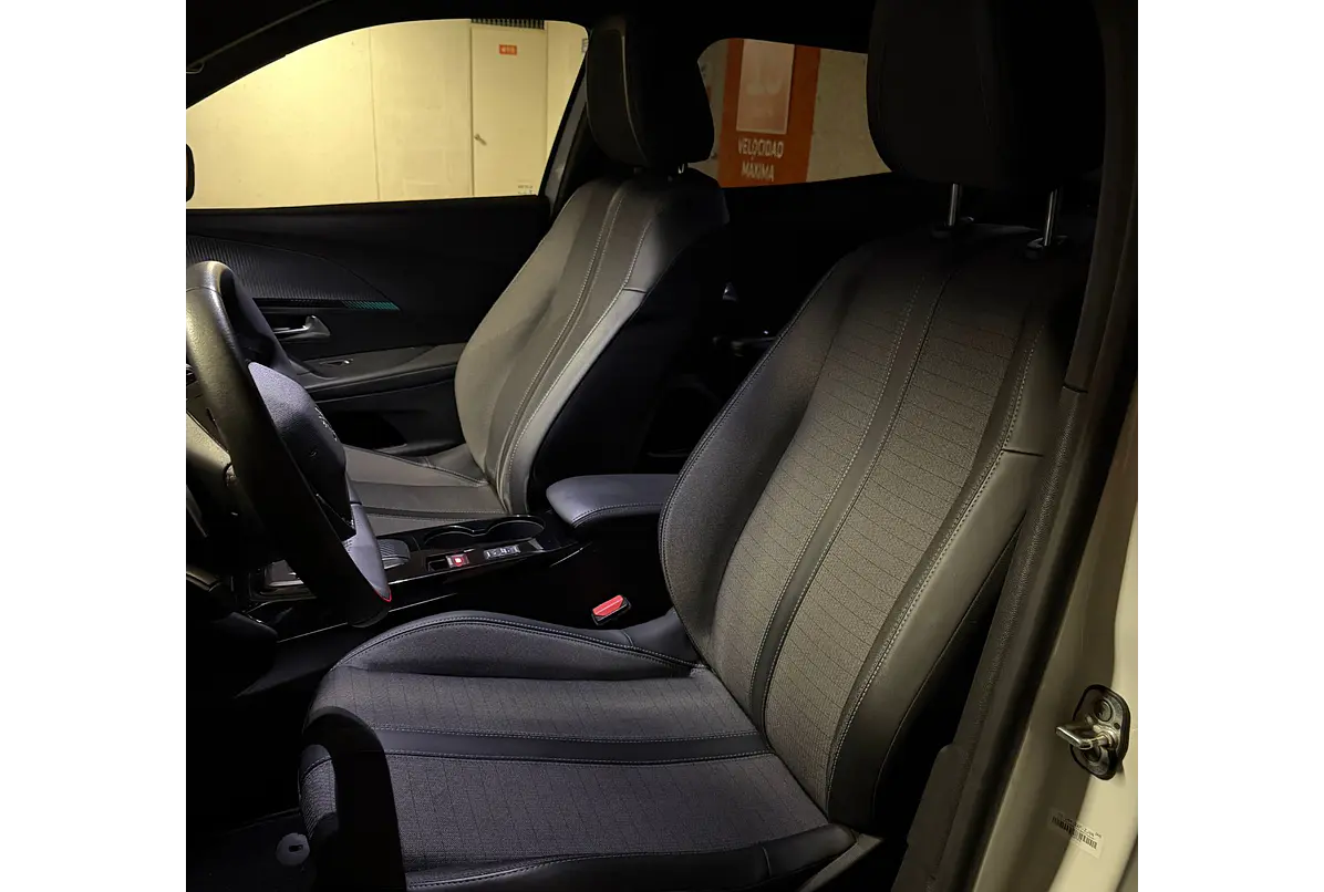 PEUGEOT 2008 ALLURE BLUEHDI 1.5 2023