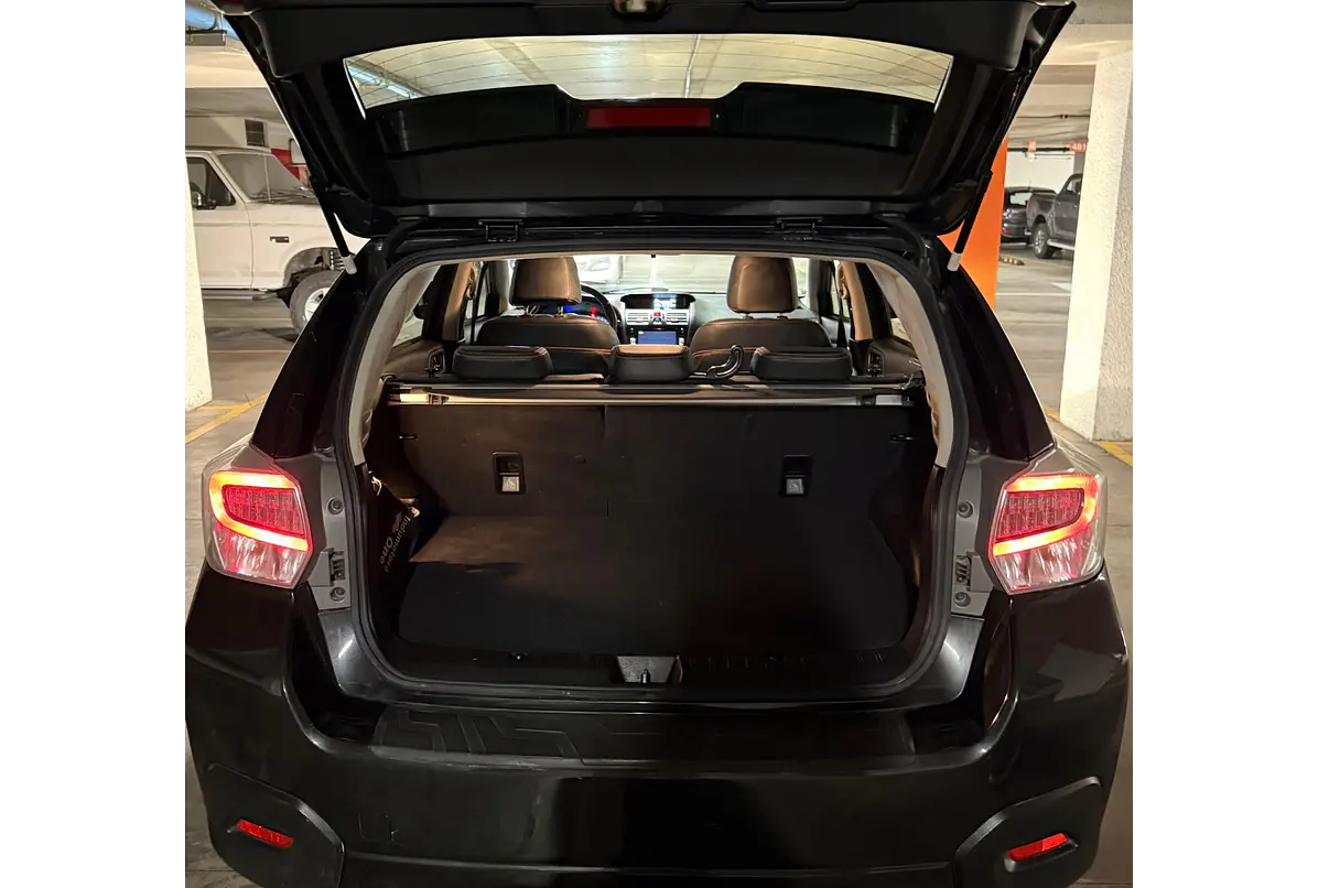  SUBARU XV LTD AWD CVT 2.0I 2016