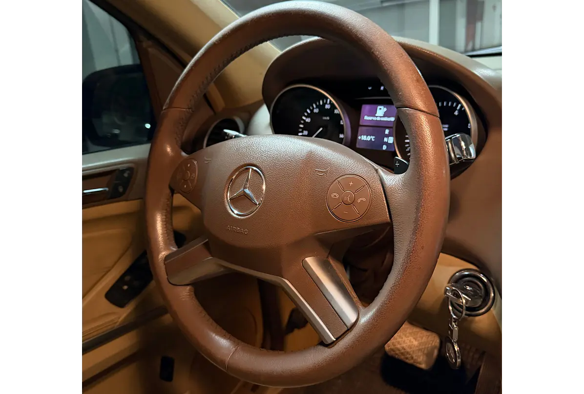 MERCEDES BENZ ML350 4X4 3.5 AUT