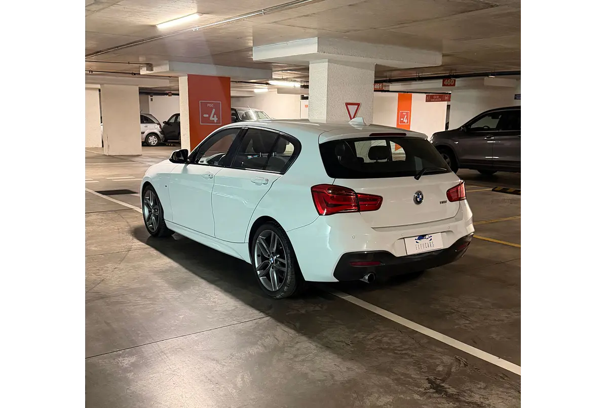 BMW 118I Hb — foto 11 de 40