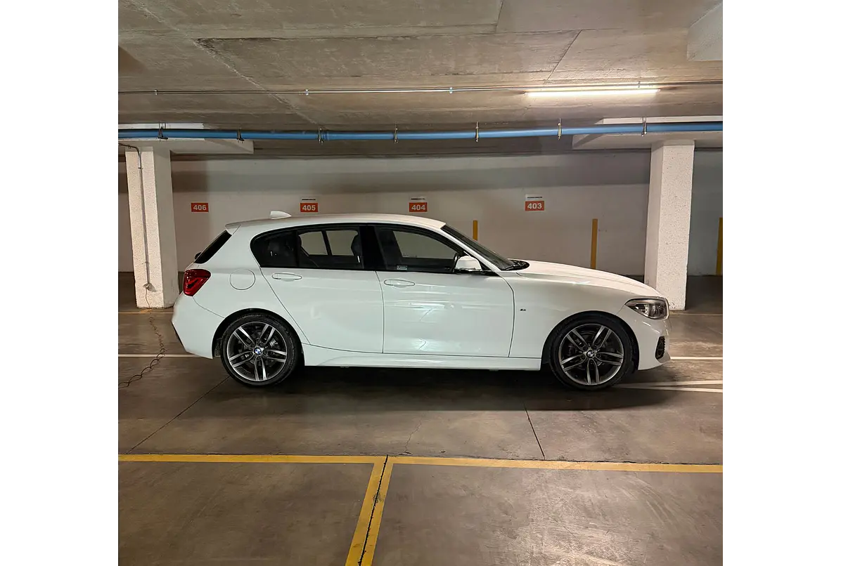 BMW 118I Hb — foto 13 de 40
