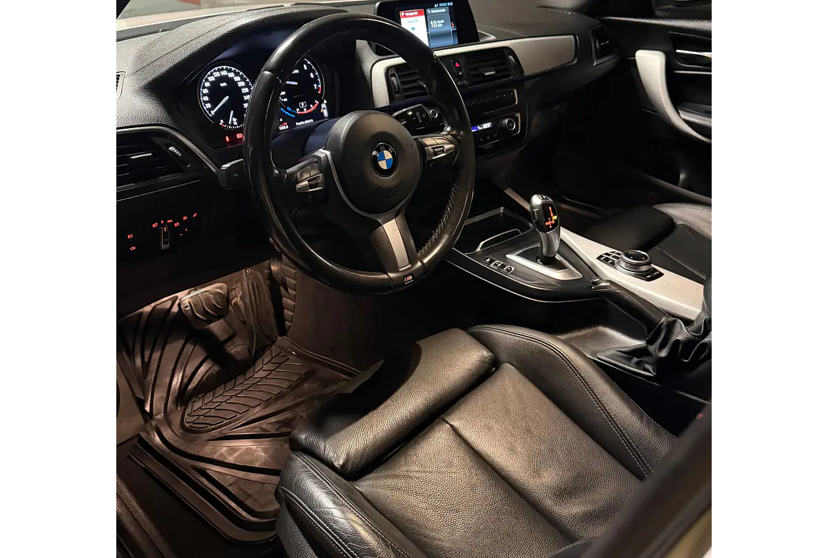 BMW 118I Hb — foto 19 de 40