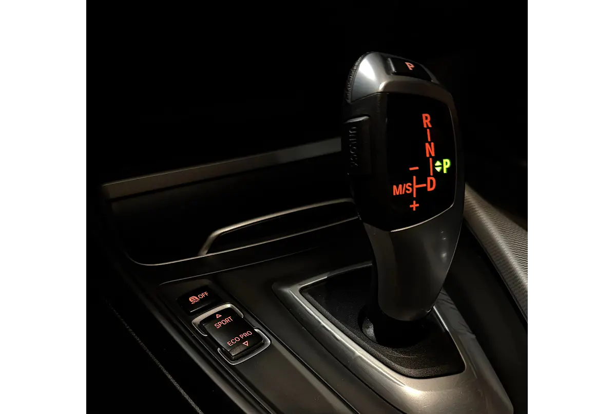 BMW 118I Hb — foto 37 de 40