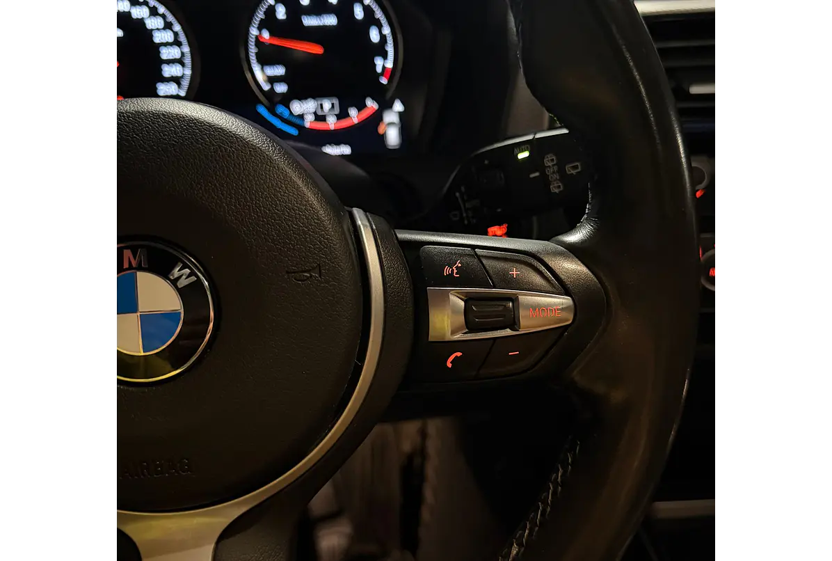 BMW 118I Hb — foto 25 de 40