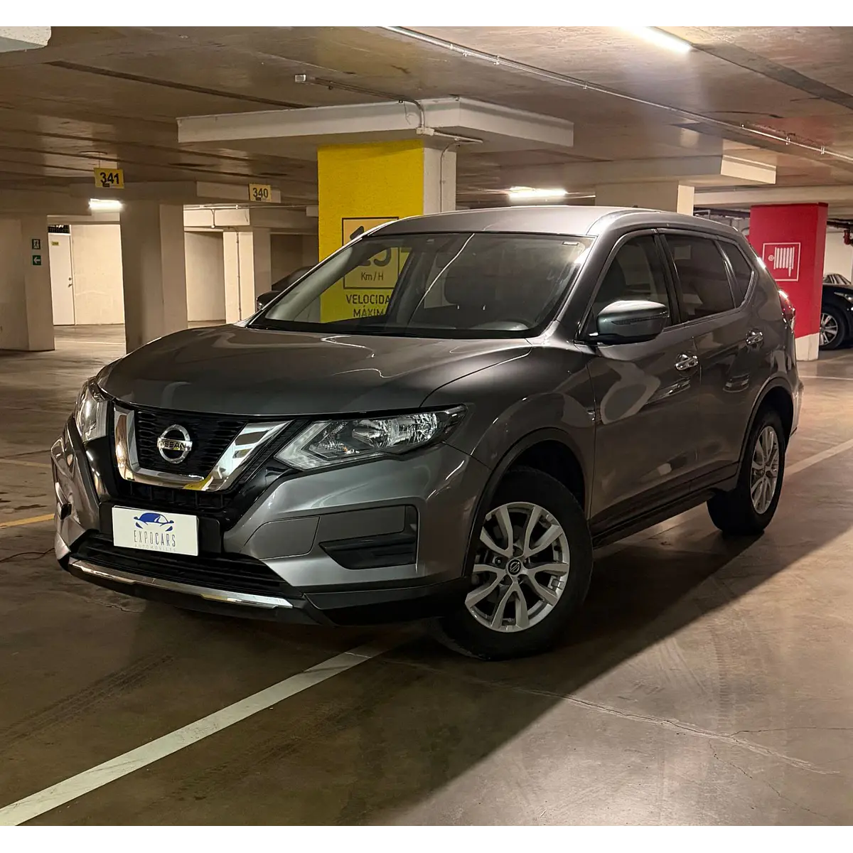 Nissan X Trail T32 — foto 2 de 40
