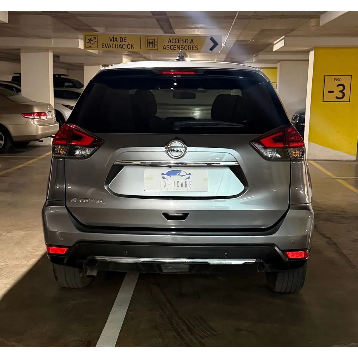 Nissan X Trail T32 — foto 10 de 40