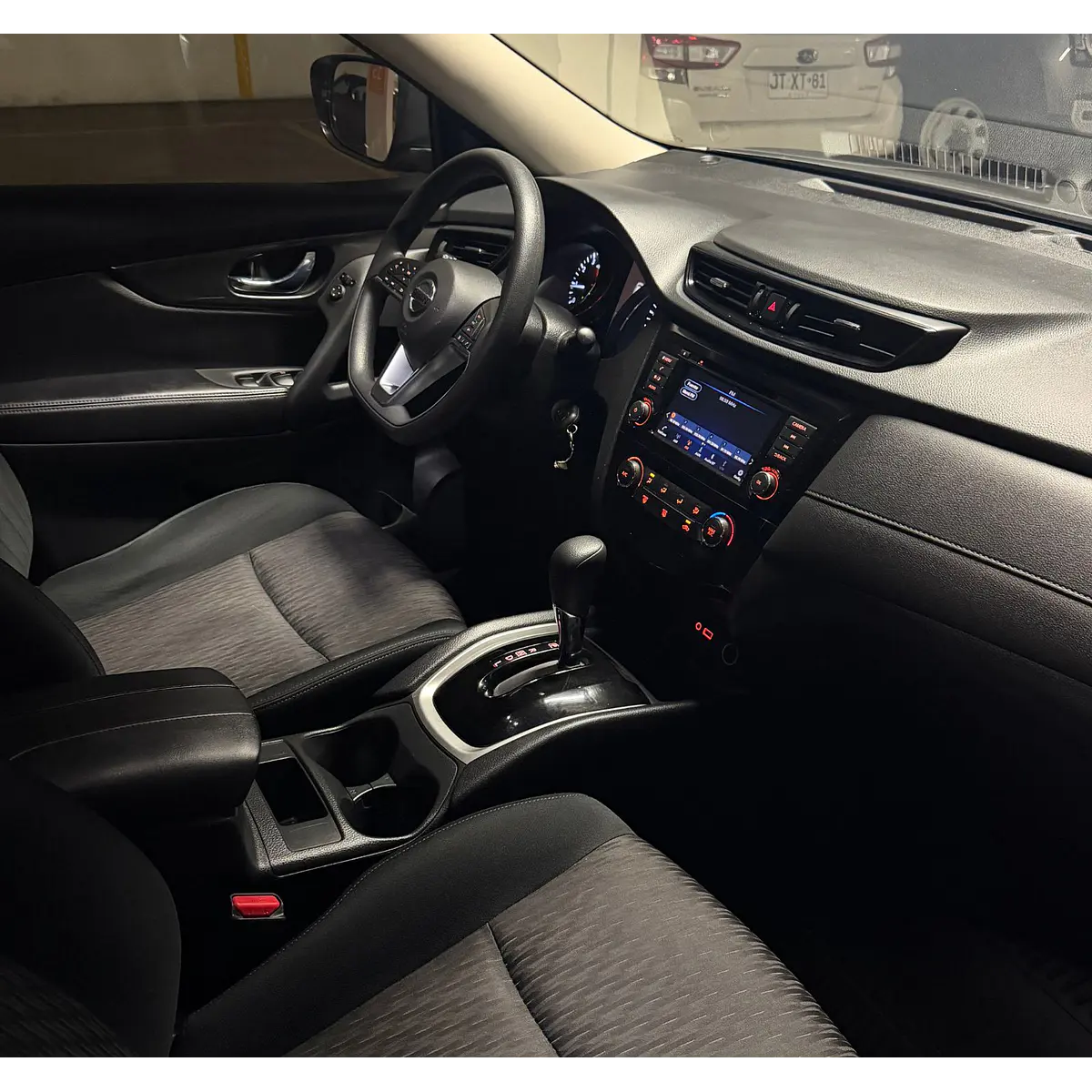 Nissan X Trail T32 — foto 24 de 40