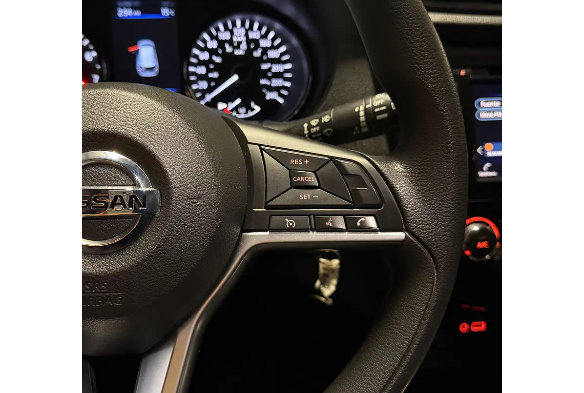 Nissan X Trail T32 — foto 31 de 40