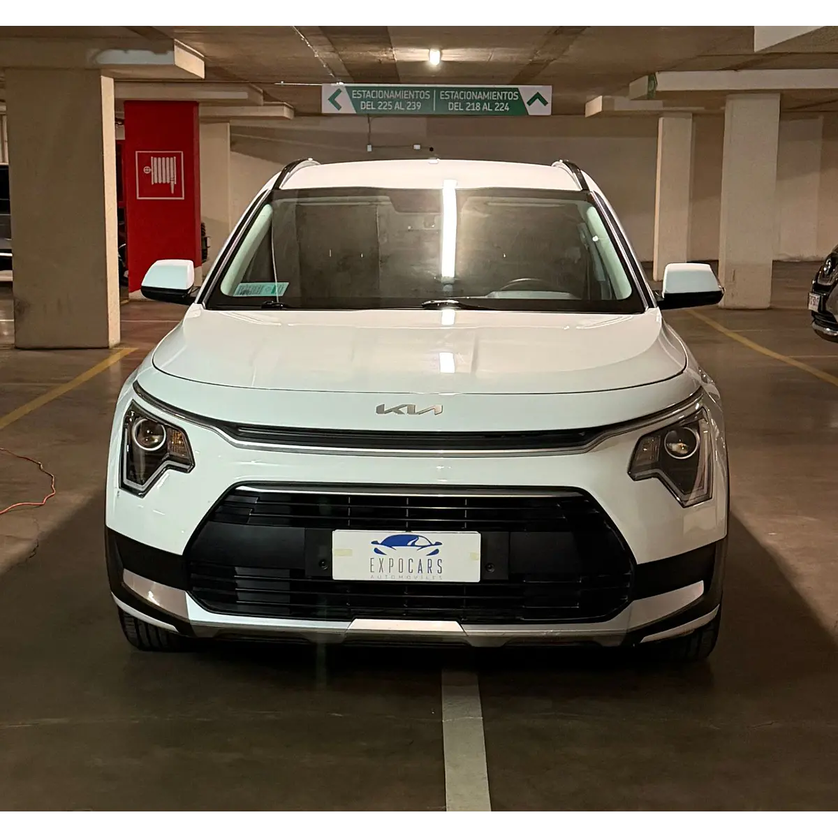 KIA Niro Lx — foto 4 de 40