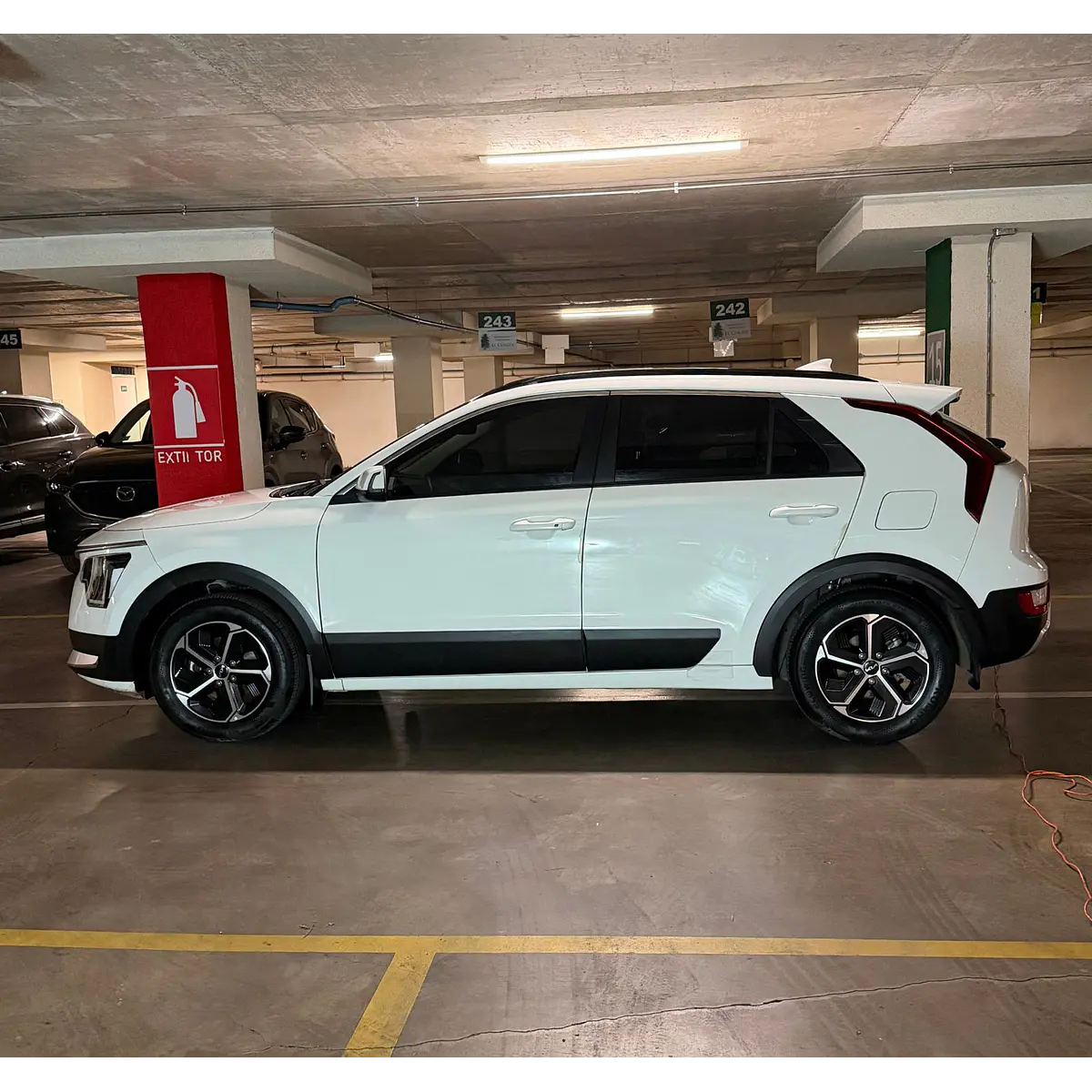 KIA Niro Lx — foto 16 de 40