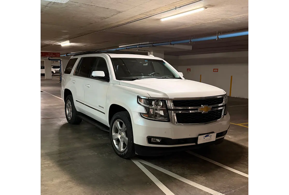 Chevrolet Tahoe — foto 5 de 40