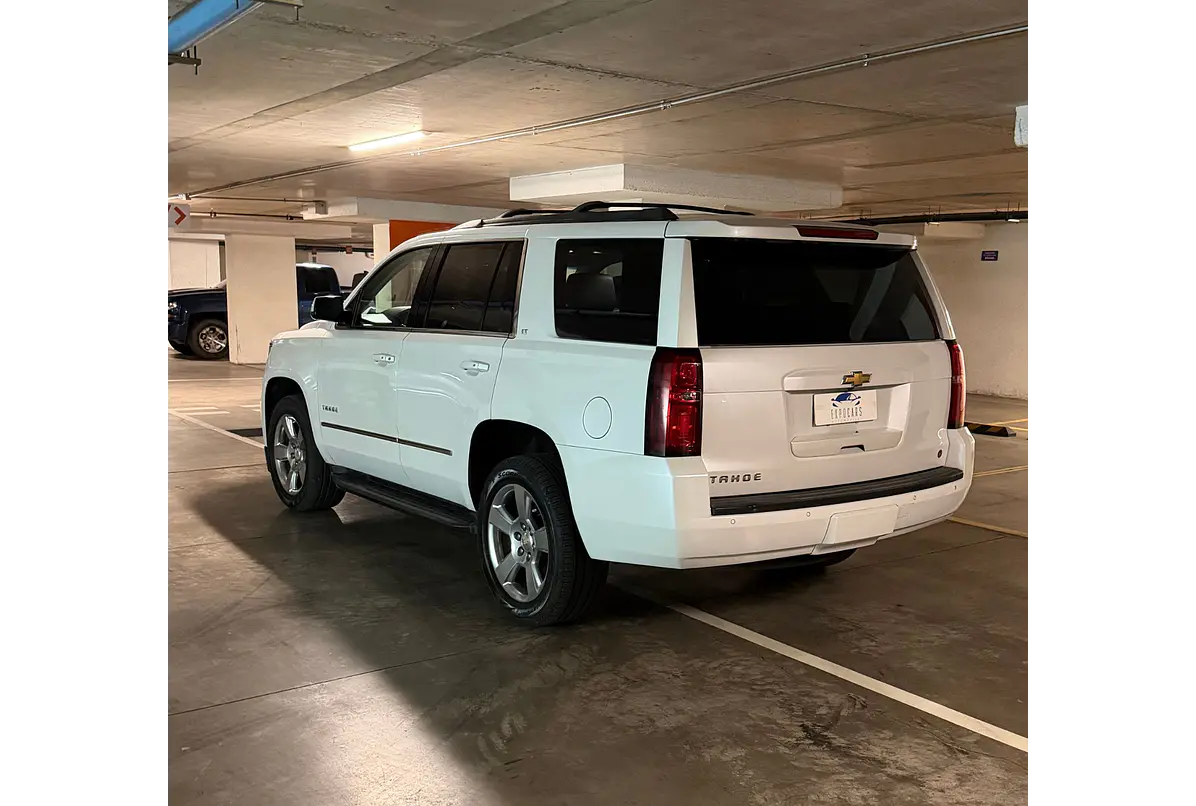 Chevrolet Tahoe — foto 11 de 40