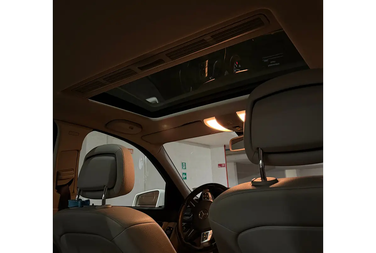 MERCEDES BENZ C180 CGI BLUE EFFICIENCY 2012