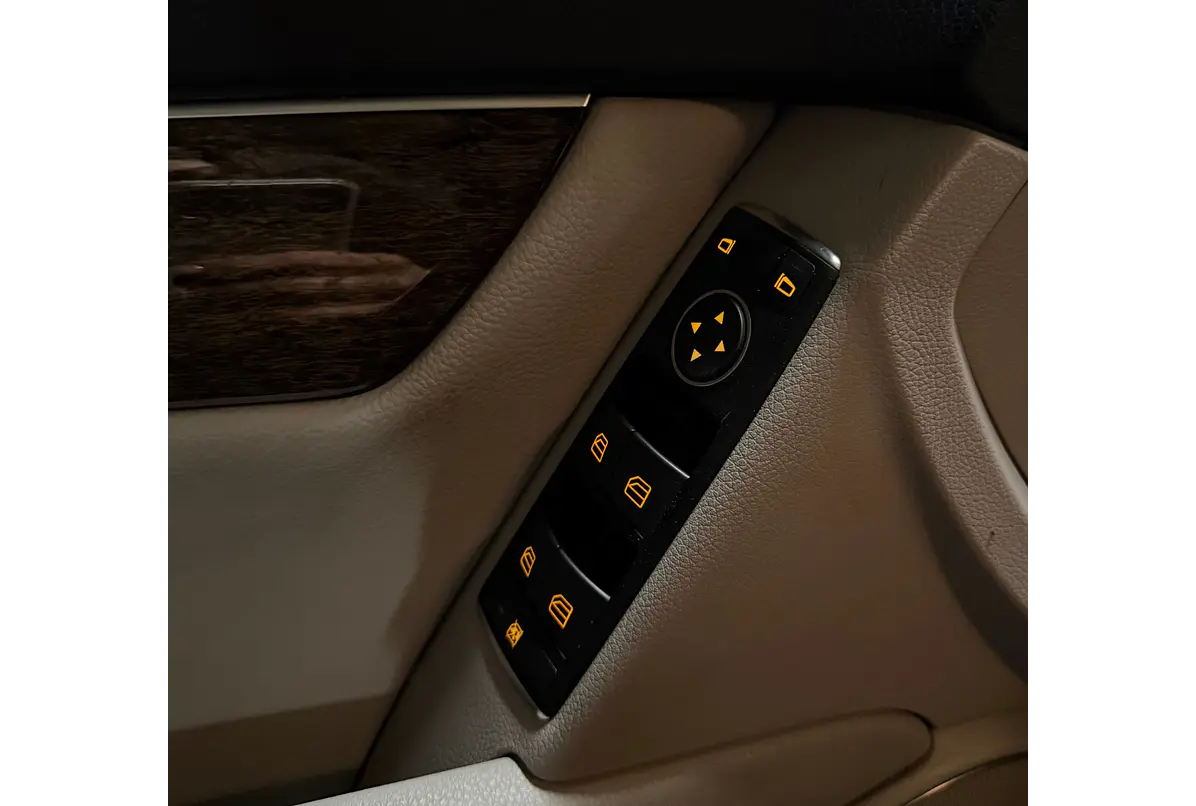 MERCEDES BENZ C180 CGI BLUE EFFICIENCY 2012