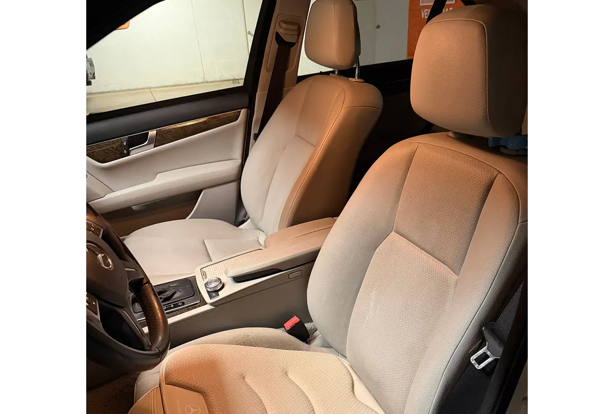 MERCEDES BENZ C180 CGI BLUE EFFICIENCY 2012