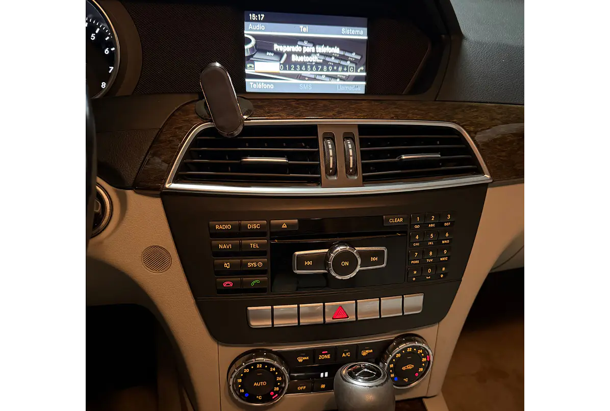 MERCEDES BENZ C180 CGI BLUE EFFICIENCY 2012