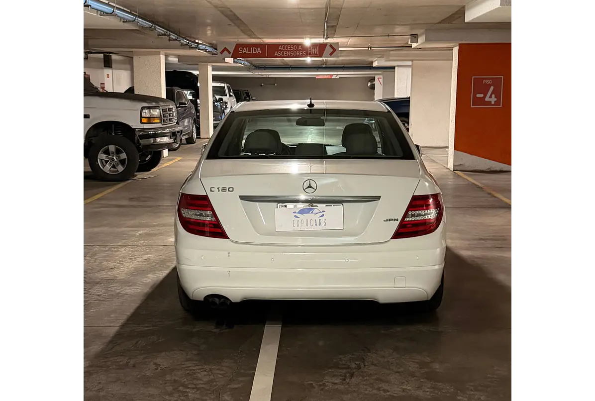 MERCEDES BENZ C180 CGI BLUE EFFICIENCY 2012
