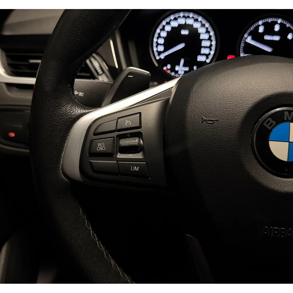 BMW X1 — foto 32 de 40