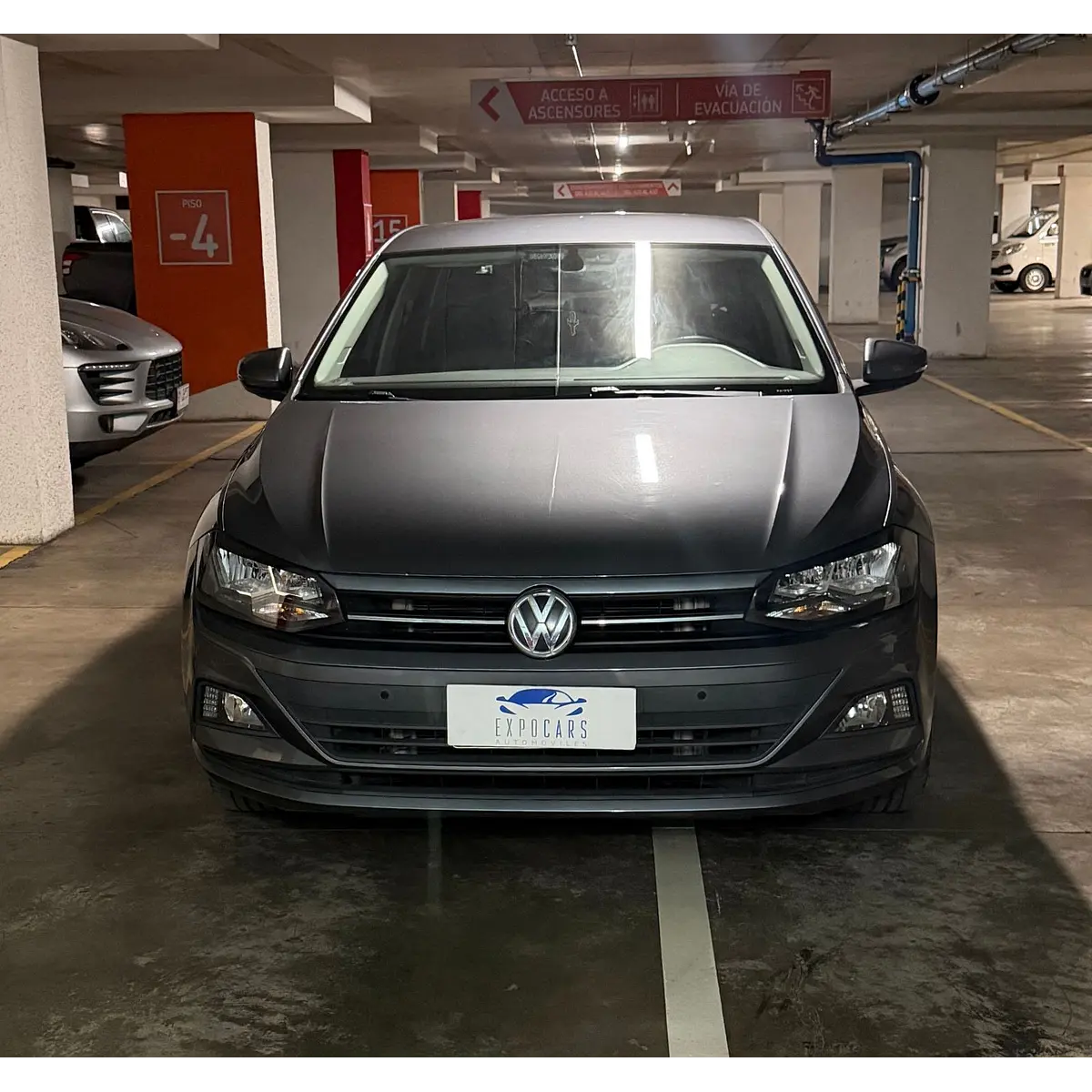Volkswagen Polo Highline Hb — foto 4 de 40