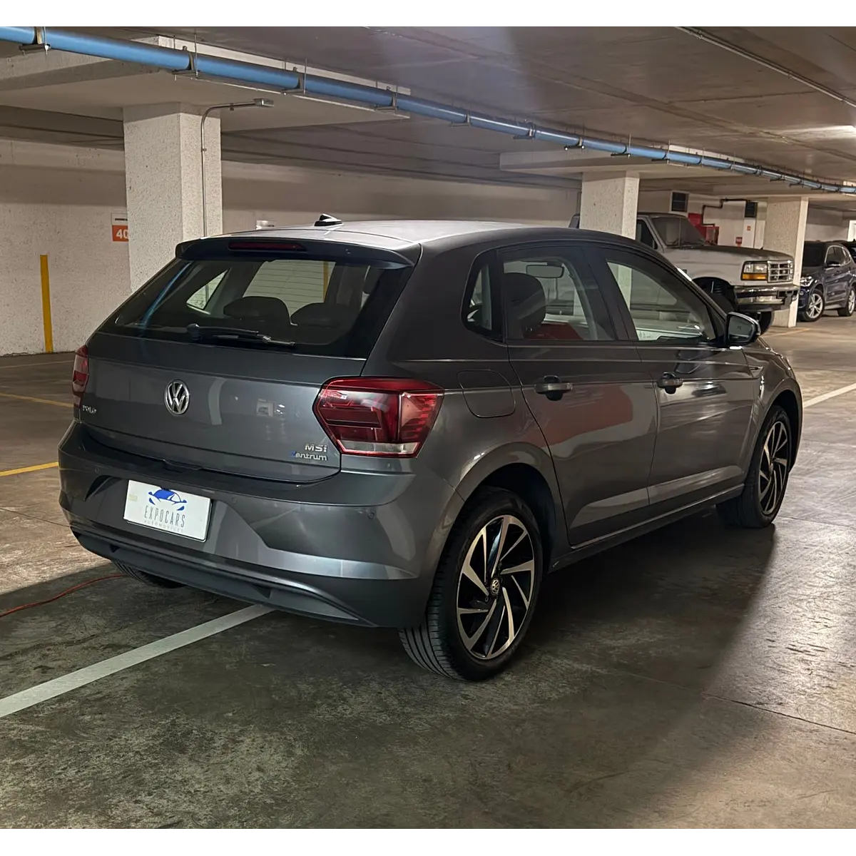 Volkswagen Polo Highline Hb — foto 8 de 40
