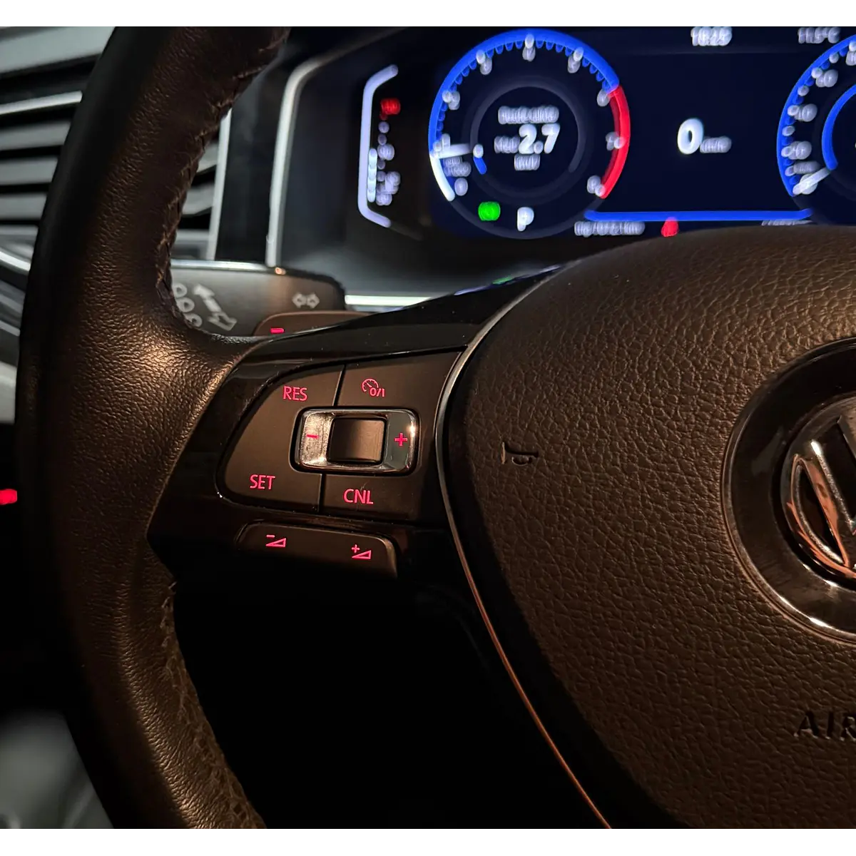 Volkswagen Polo Highline Hb — foto 34 de 40