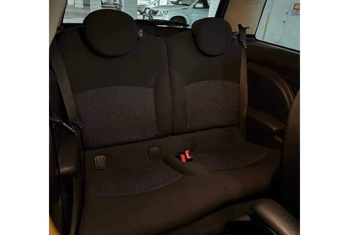 MINI COOPER HATCHBACK 1.6 2012