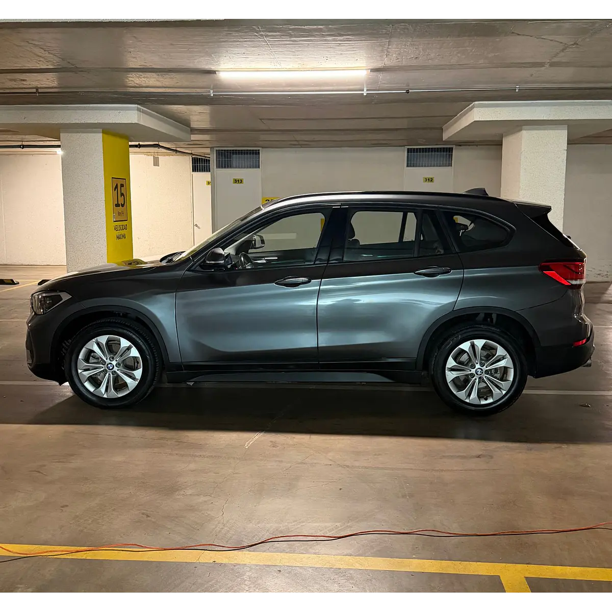 BMW X1 — foto 16 de 40