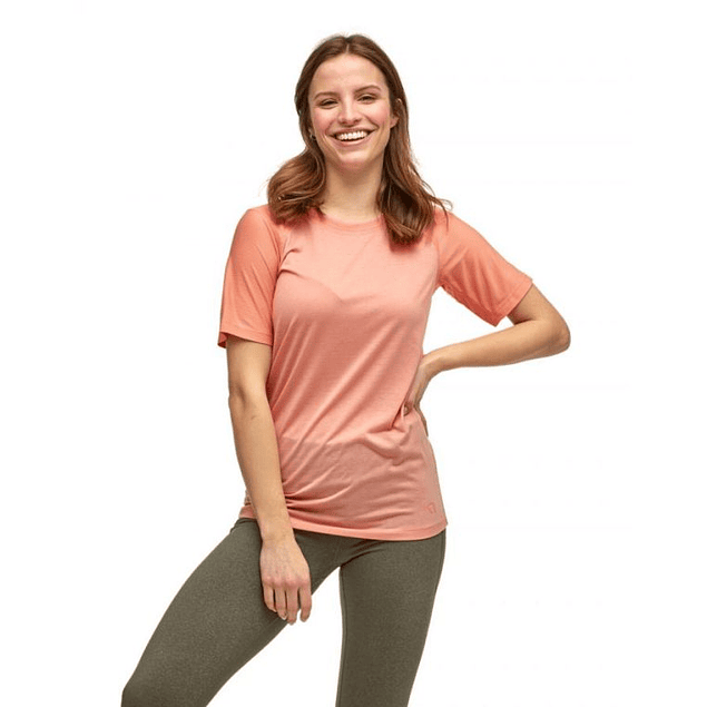 POLERA DEPORTIVA MUJER PREMIUM 45KG