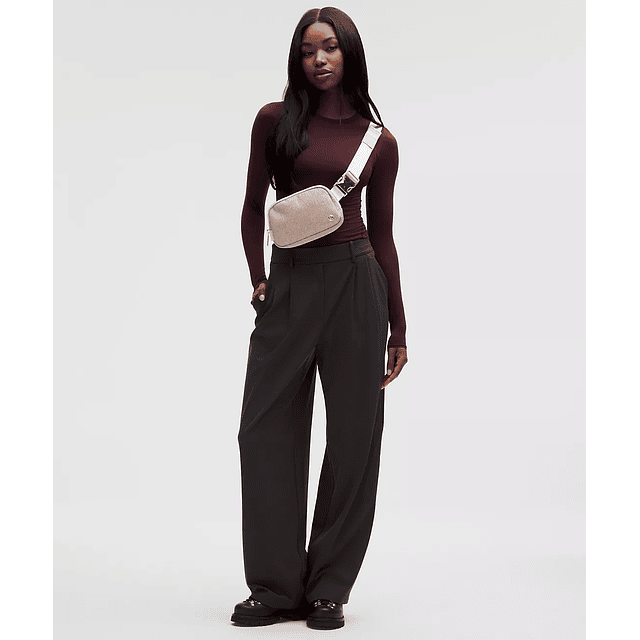 Everywhere Belt Bag 1L Glitter