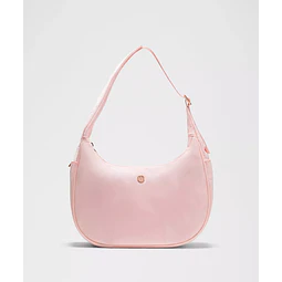 City Essentials Shoulder Bag 4L