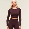 EVERYDAY SEAMLESS LONG SLEEVE CROP TOP