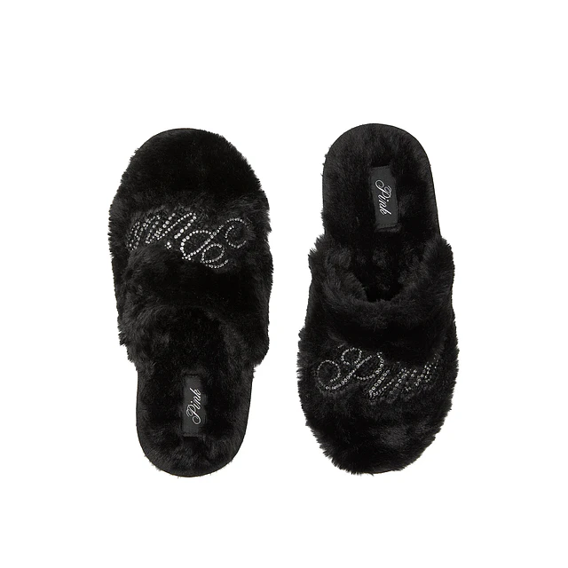 Faux Fur Closed Toe Slippers