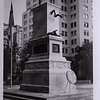 Monumento Editado. Andrés Durán Dávila. Firmado por el autor. 