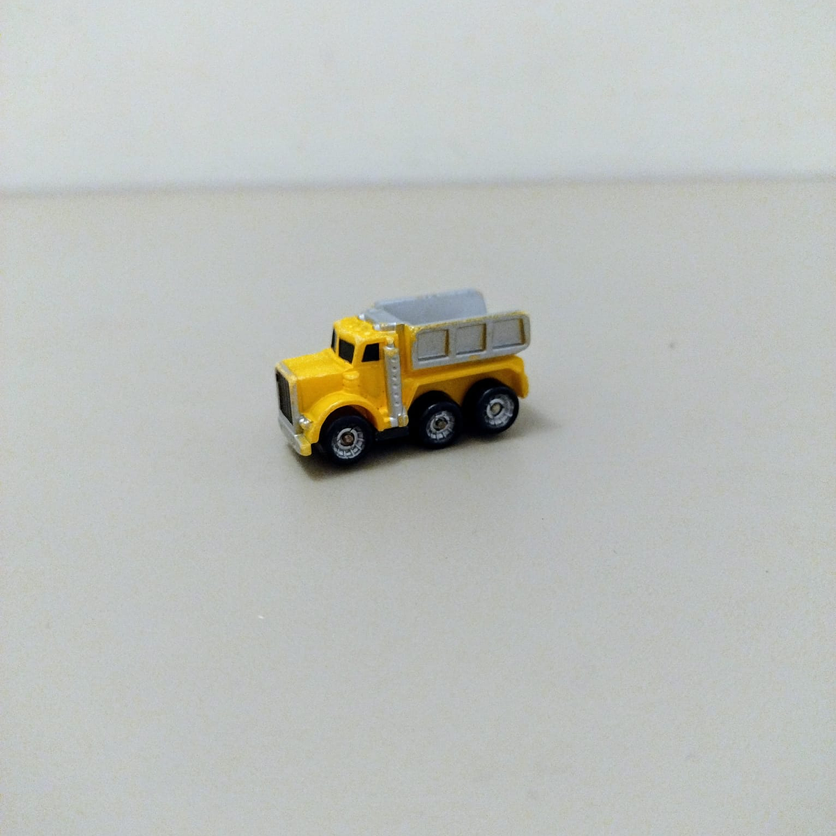 DUMP TRUCK MICROMACHINES 