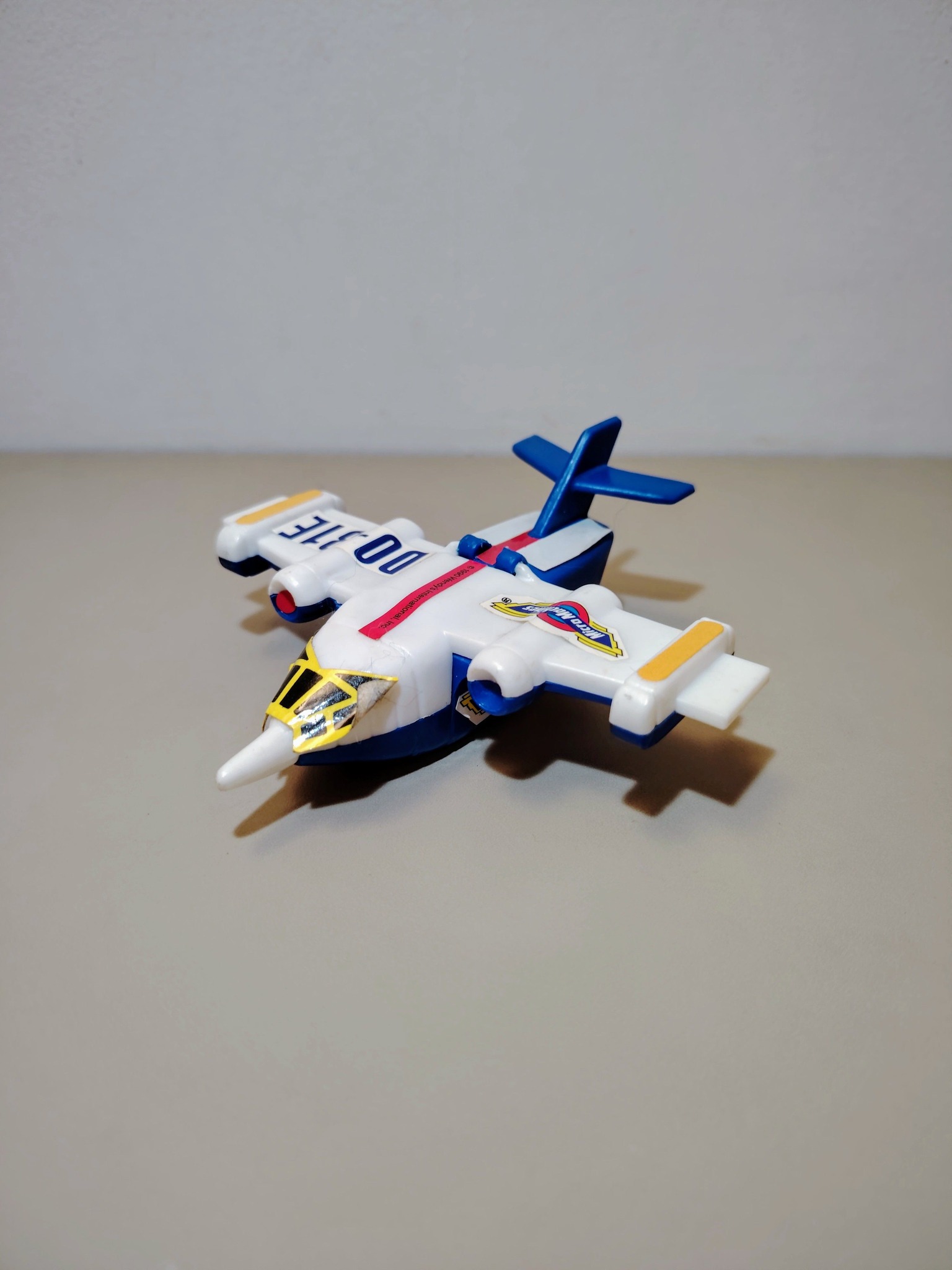 AIRPLANE MICROMACHINES