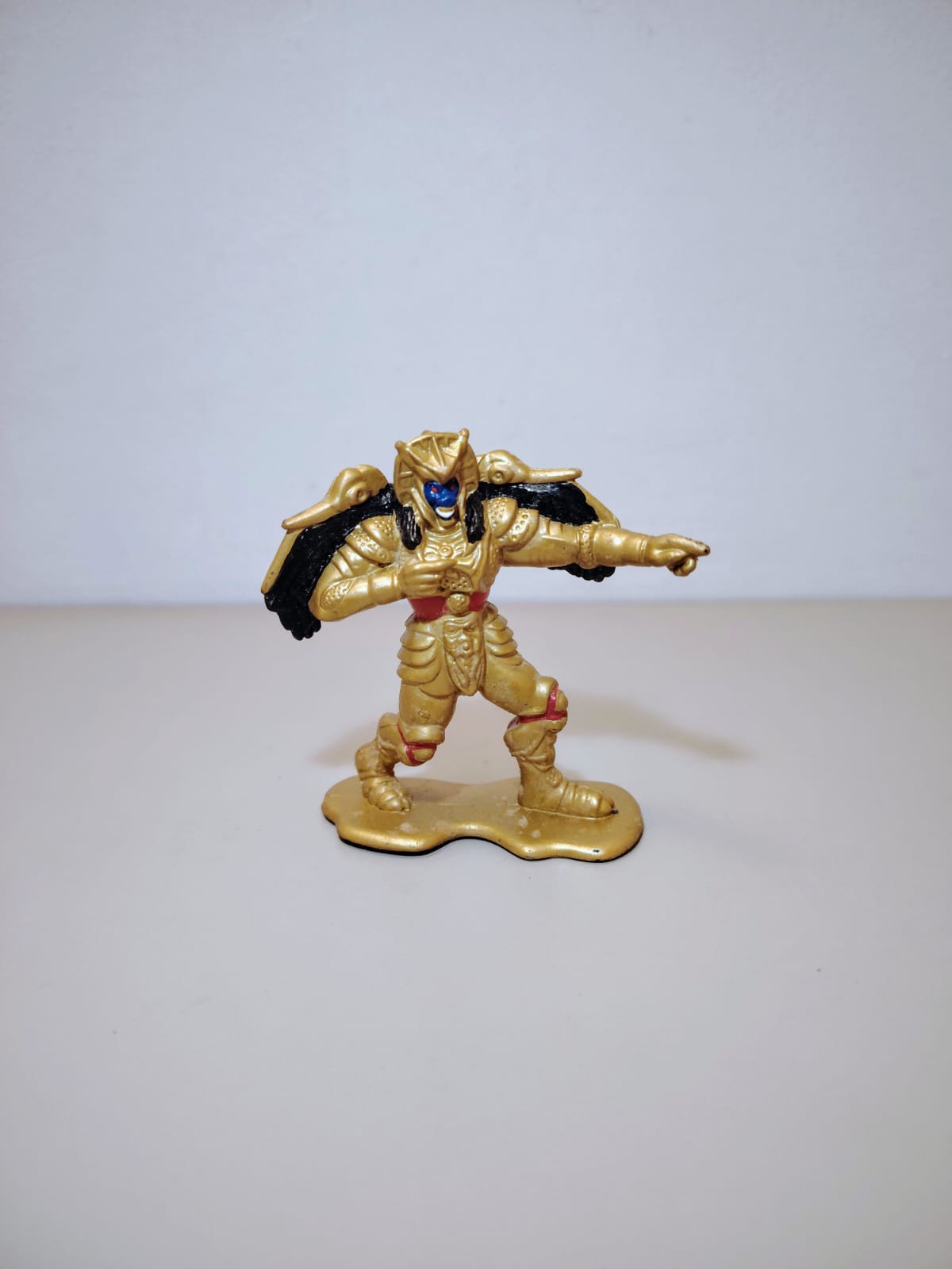 GOLDAR MINI FIGURES