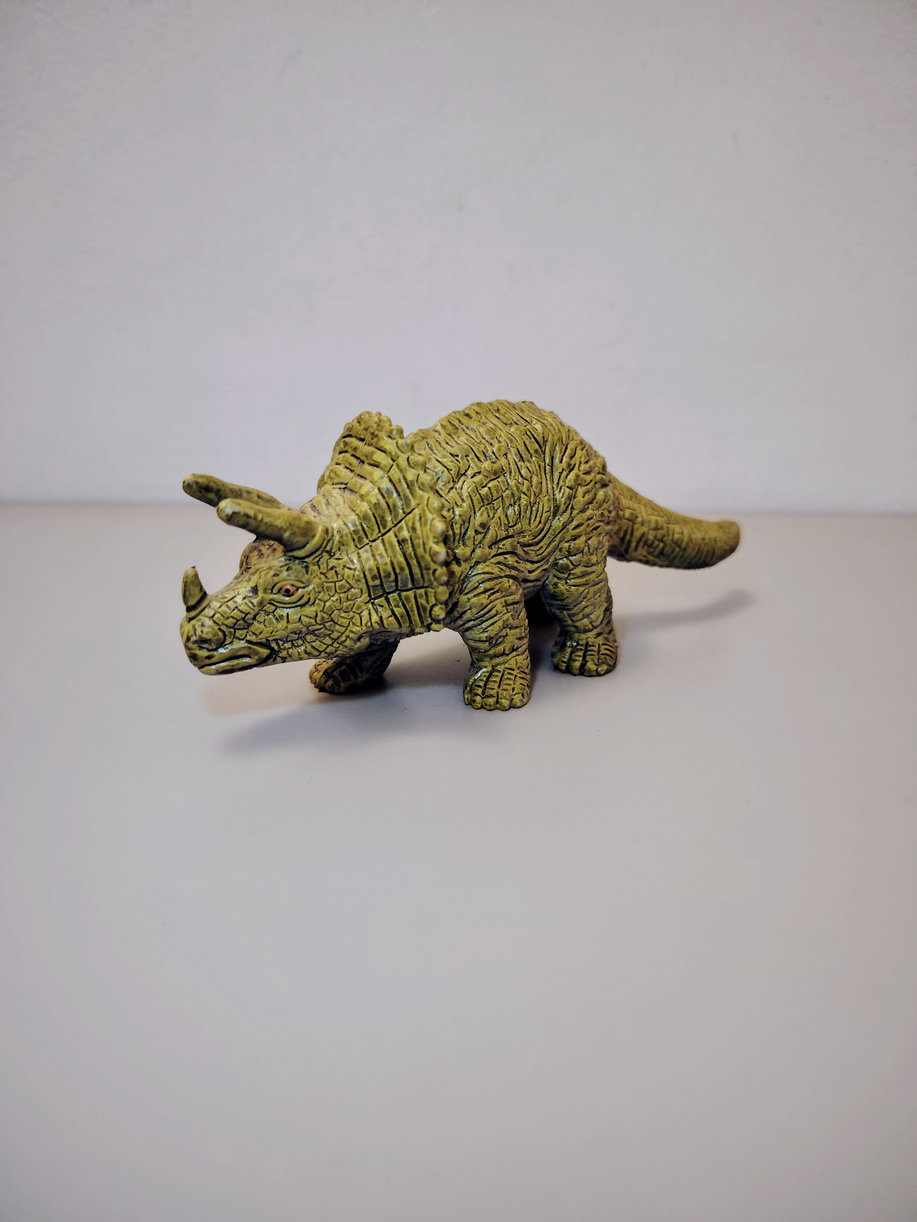 TRICERATOPS AÑO 1992