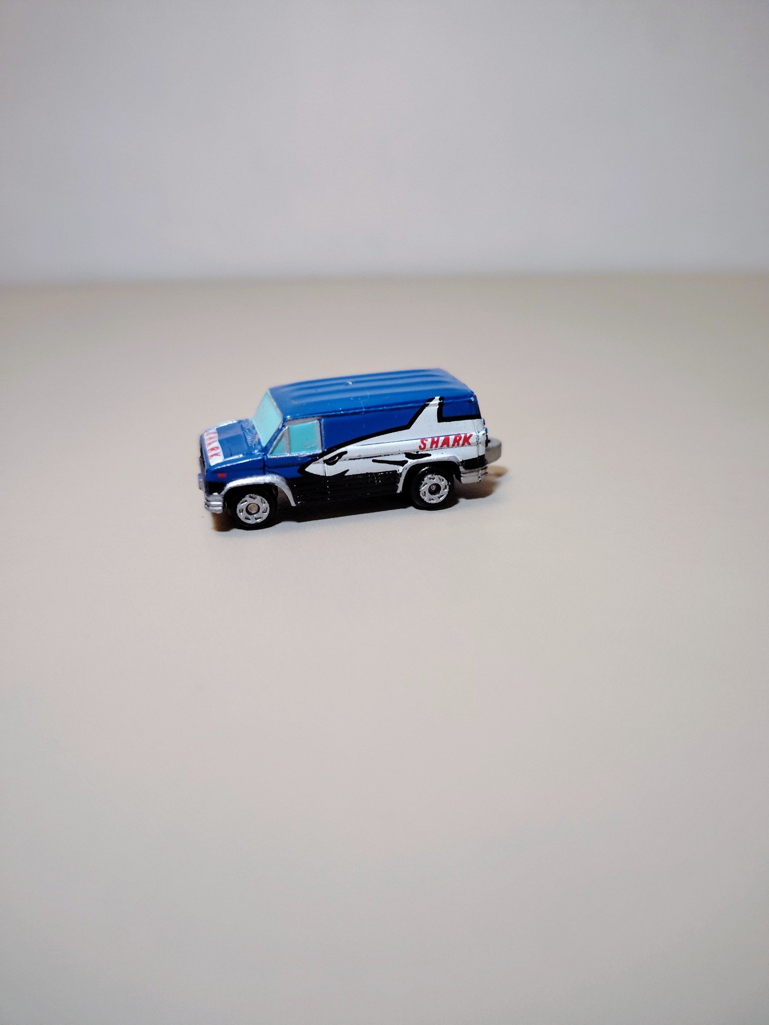 SHARK VAN MICROMACHINES